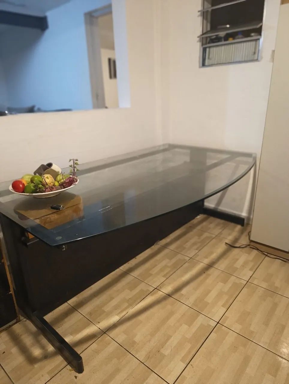 Mesa grande de vidro65704316587139121