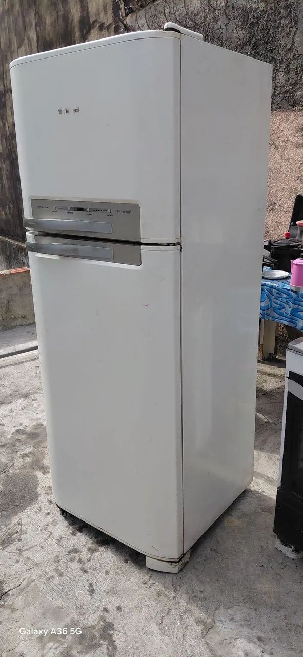 Geladeira eletrolux frost free otimo funcionamento  - Foto 3
