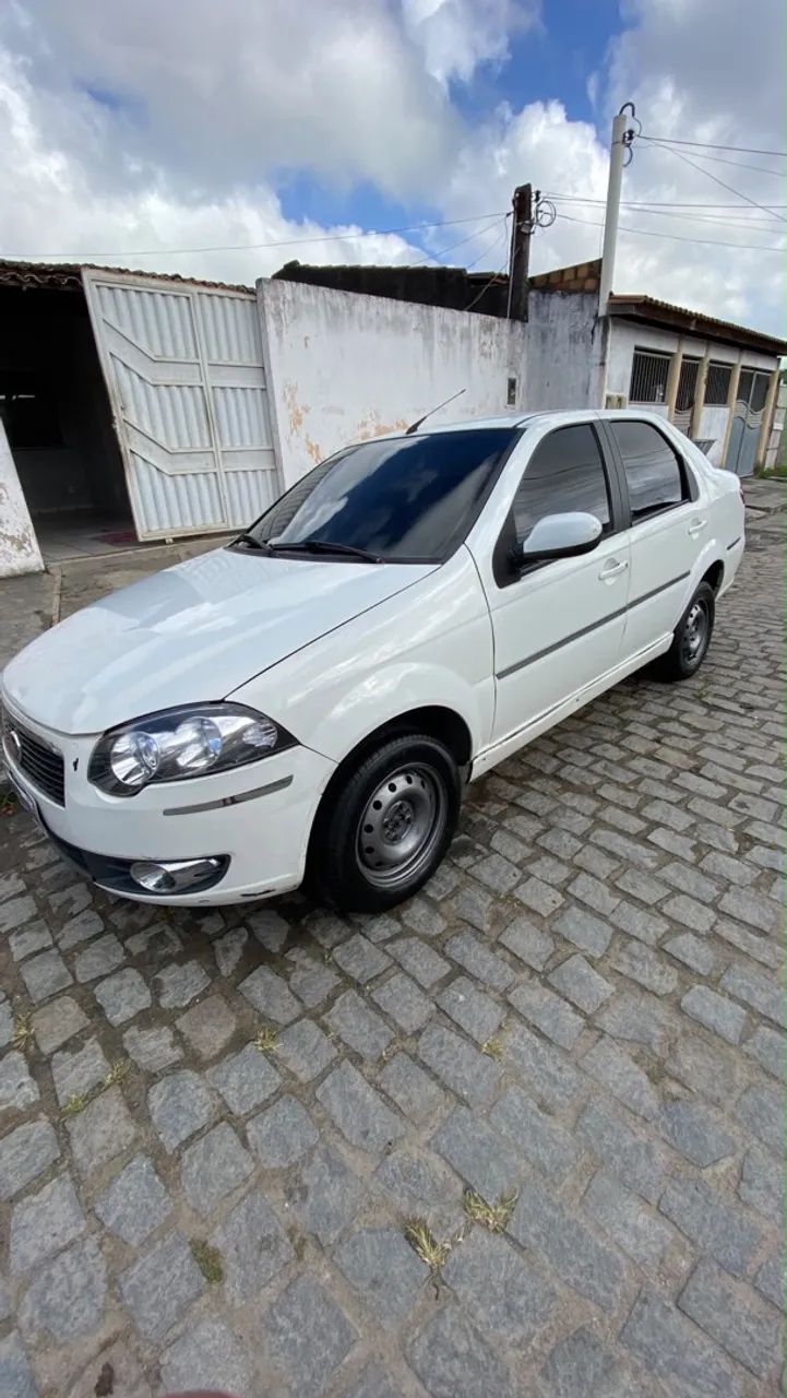 Fiat Siena Siena TETRAFUEL 1.4 mpi Fire Flex 8v 4p 2011
