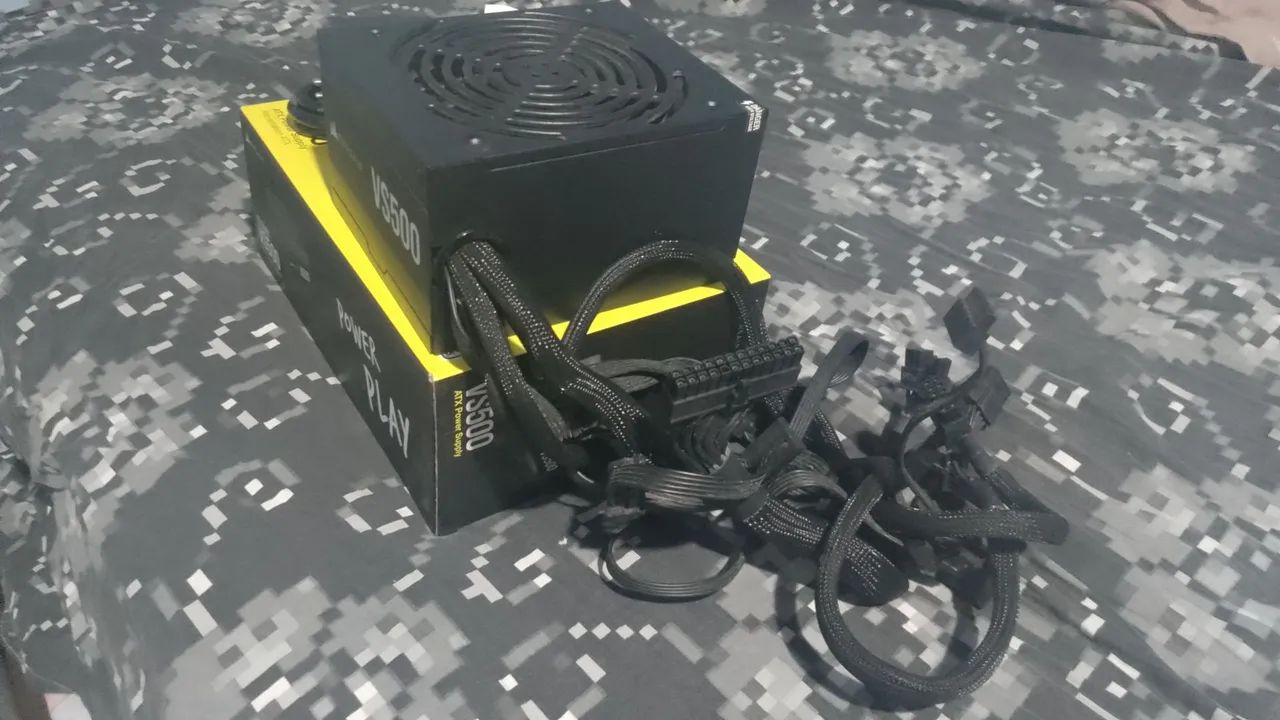 Fonte Corsair VS500 80 Plus white pouco usada - Foto 3