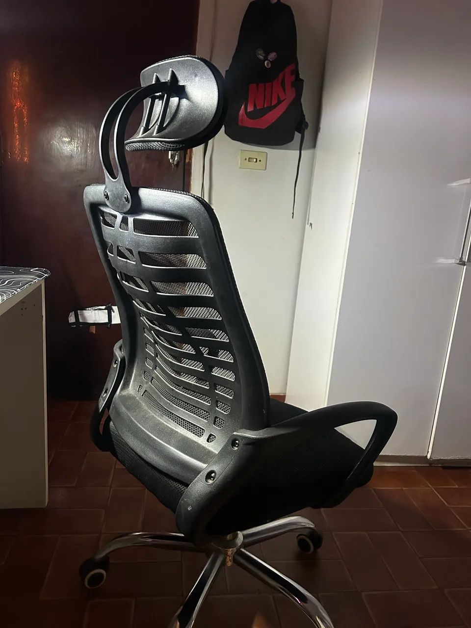 Vendo cadeira ergonômica  - Foto 2