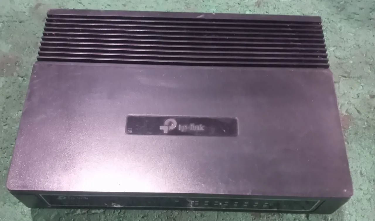 Switch 10/100 de 16 portas tplink - Foto 2