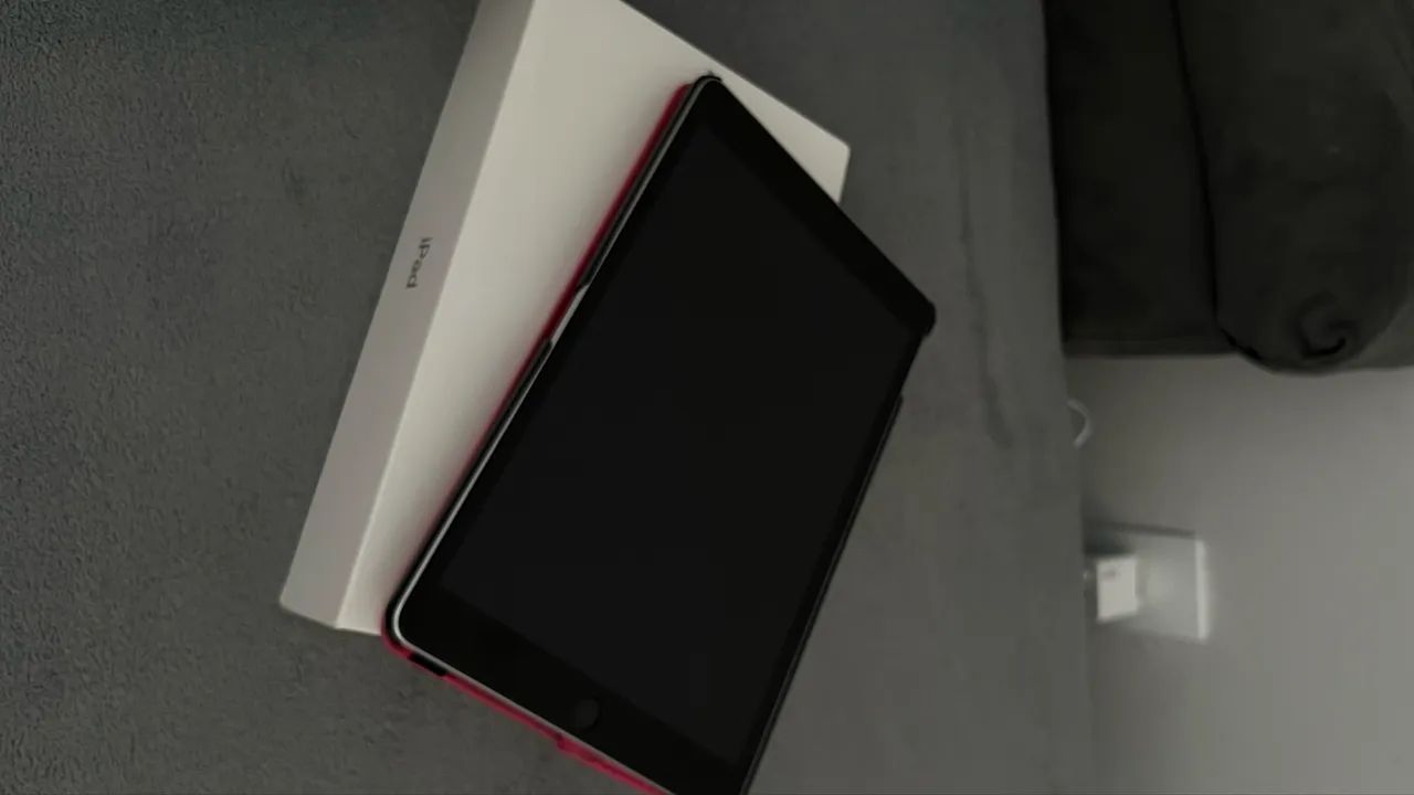 IPad 9th Generation 64Gb - Tablets e E-Readers - Centro, Santo