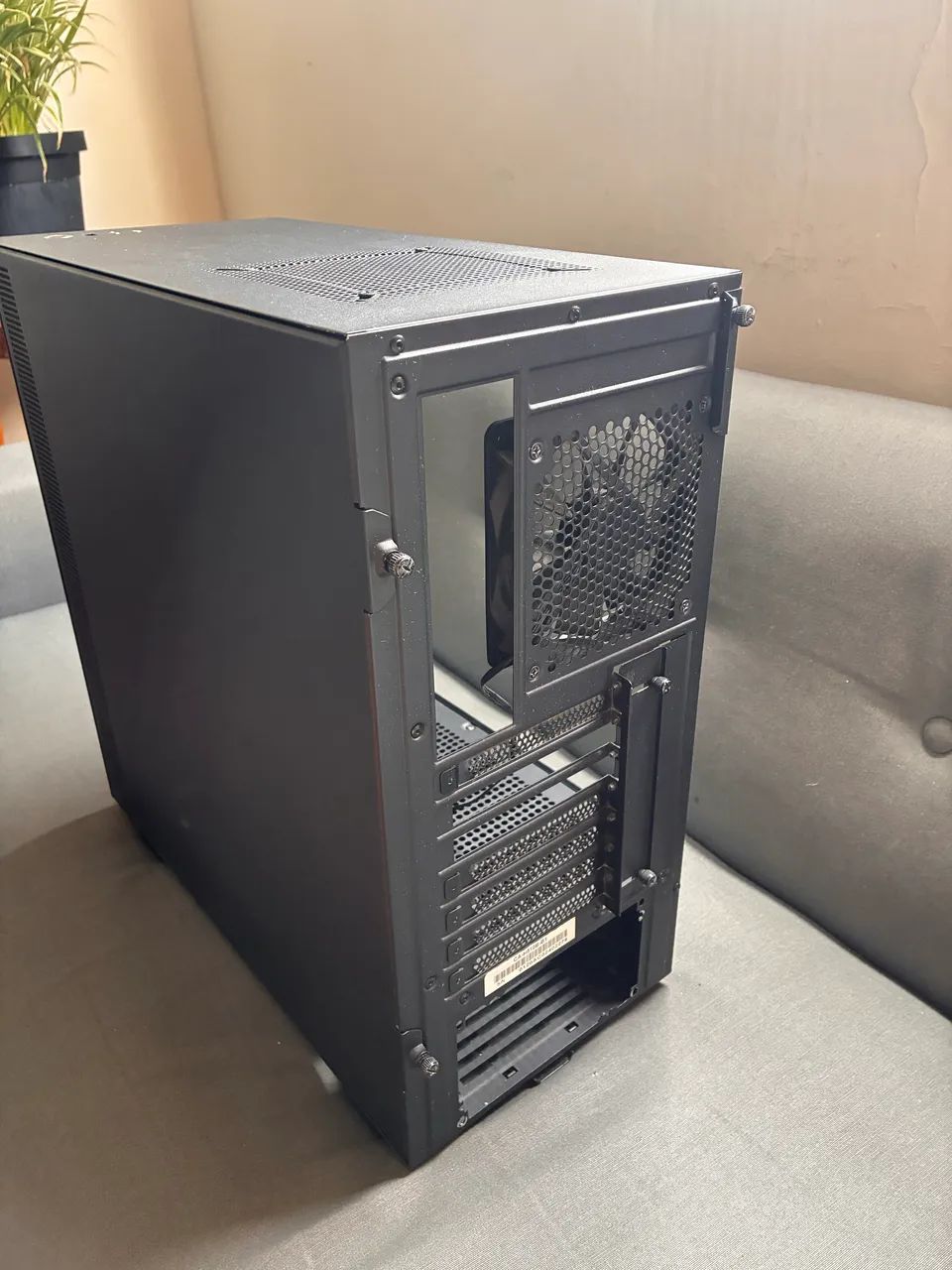 Gabinete NZXT H5 - Foto 3