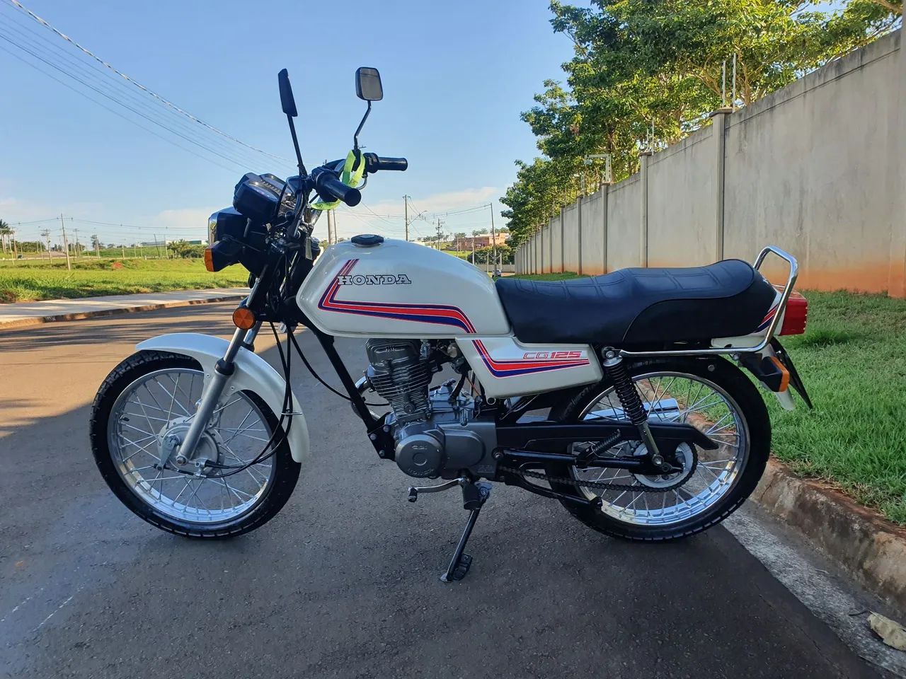 CG 125  - Foto 2