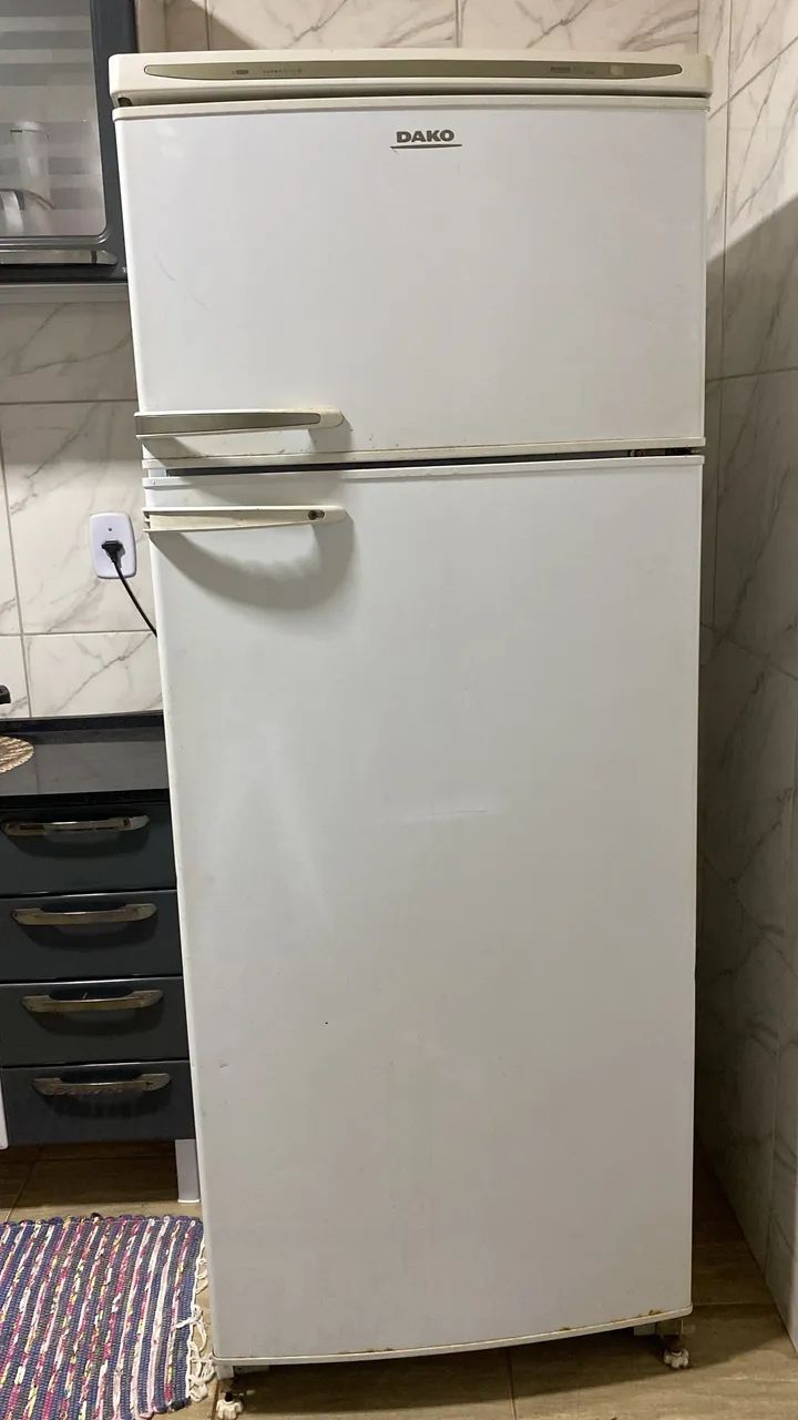Vendo geladeira usada em boas condições  - Foto 3