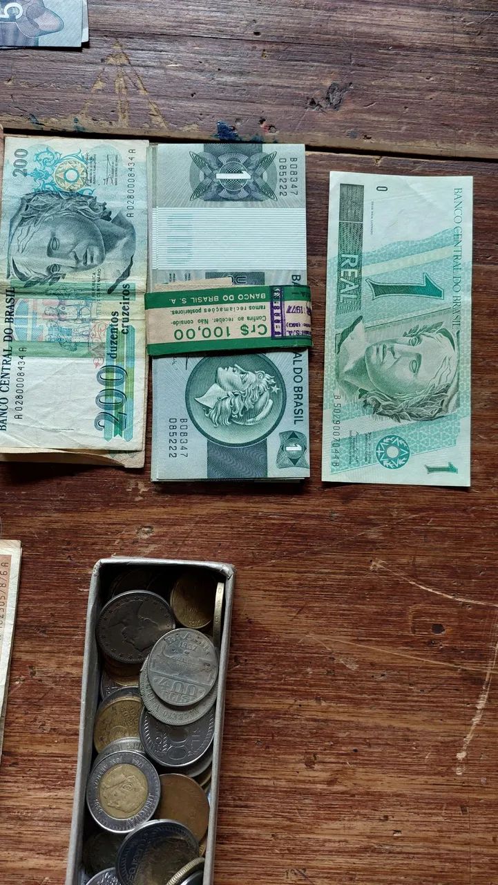 Vendo coleção de cartões, notas e moedas!Valor e forma de pagamento a combinar... - Foto 4