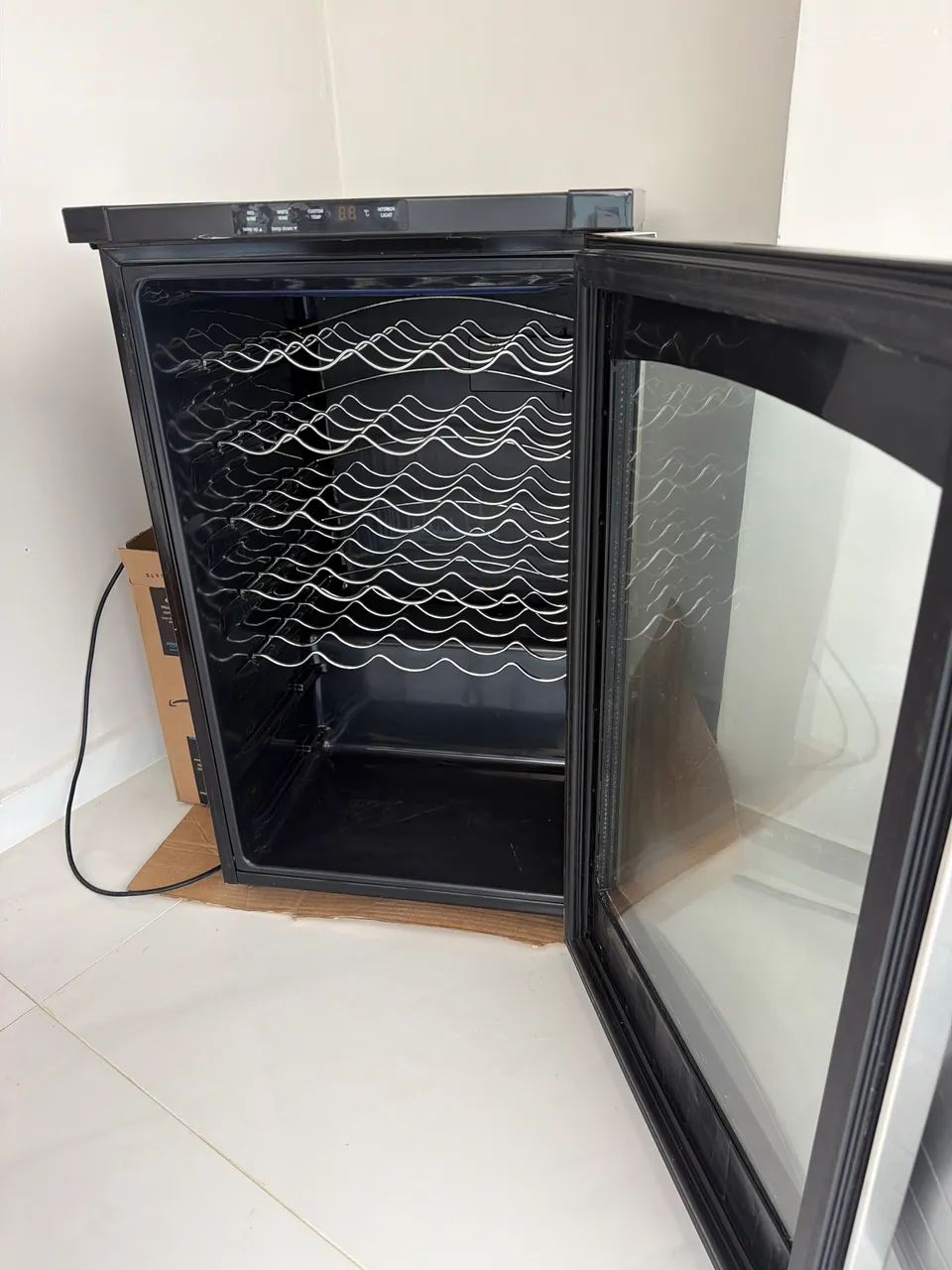 Adega de vinho com ajuste temperatura  - Foto 2