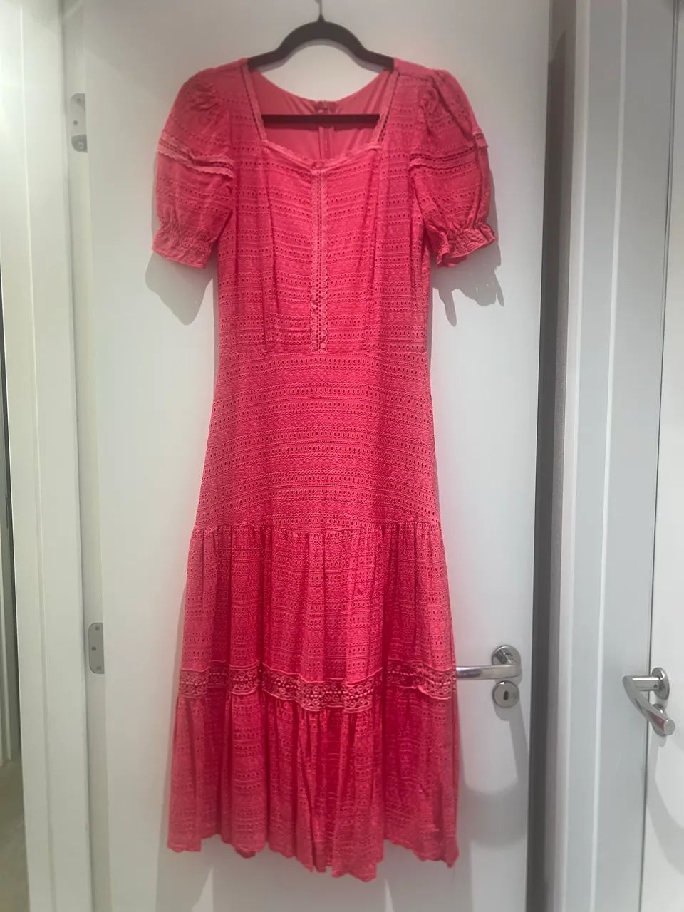 Desapego de 5 Vestidos por 200,00 - Foto 2
