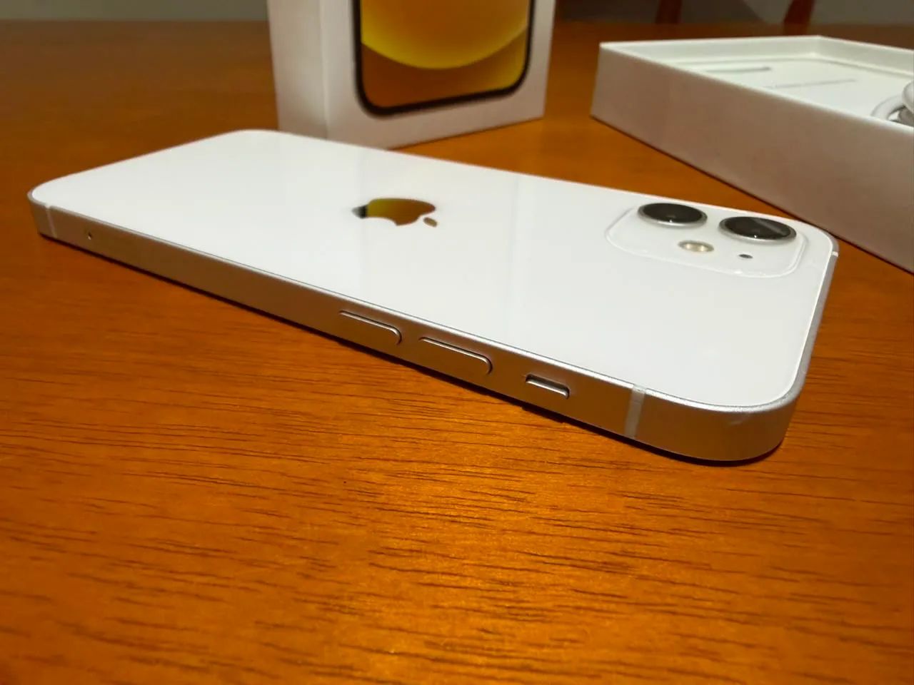 iPhone 12 64g Branco - Celulares e Smartphones - Socorro, São