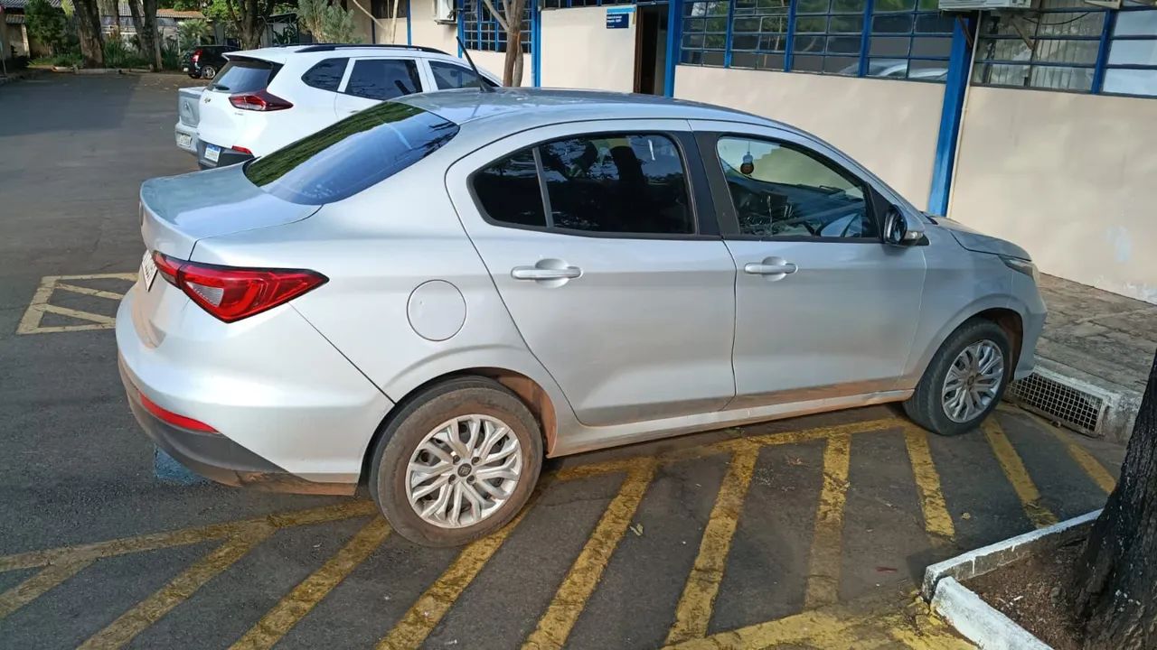 Fiat Cronos Drive 1.3 8V Flex 2021 - Foto 2