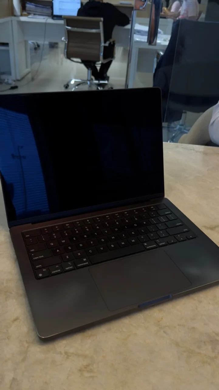 MacBook PRO M4 - 1TB - Foto 3