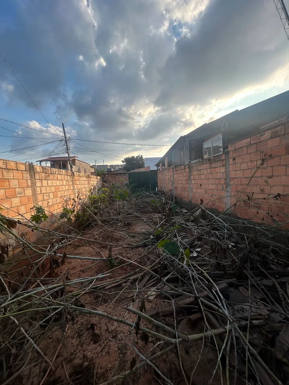LOTE DE ESQUINA . - Foto 2