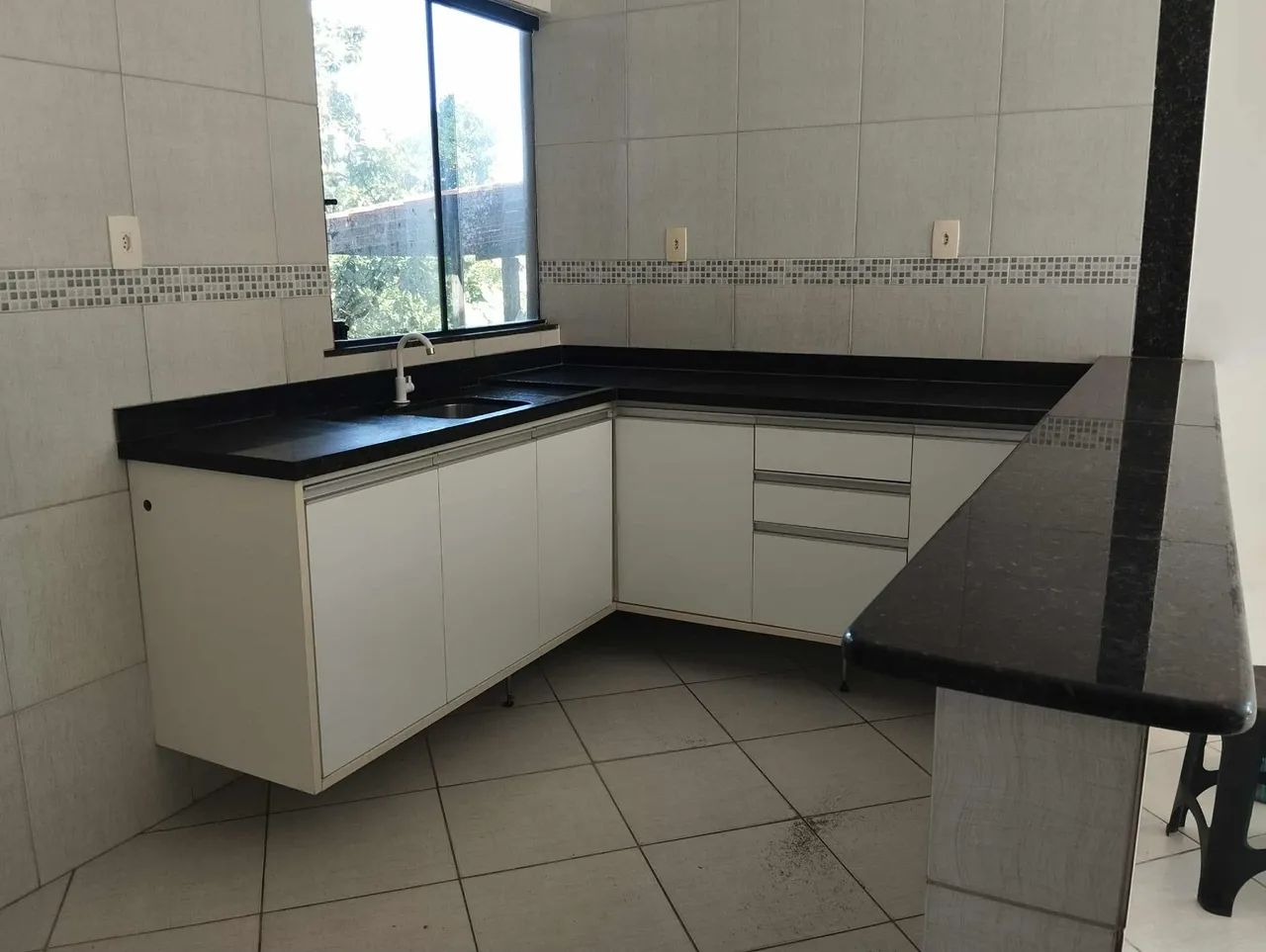 Aluga-se uma casa ? - Foto 2