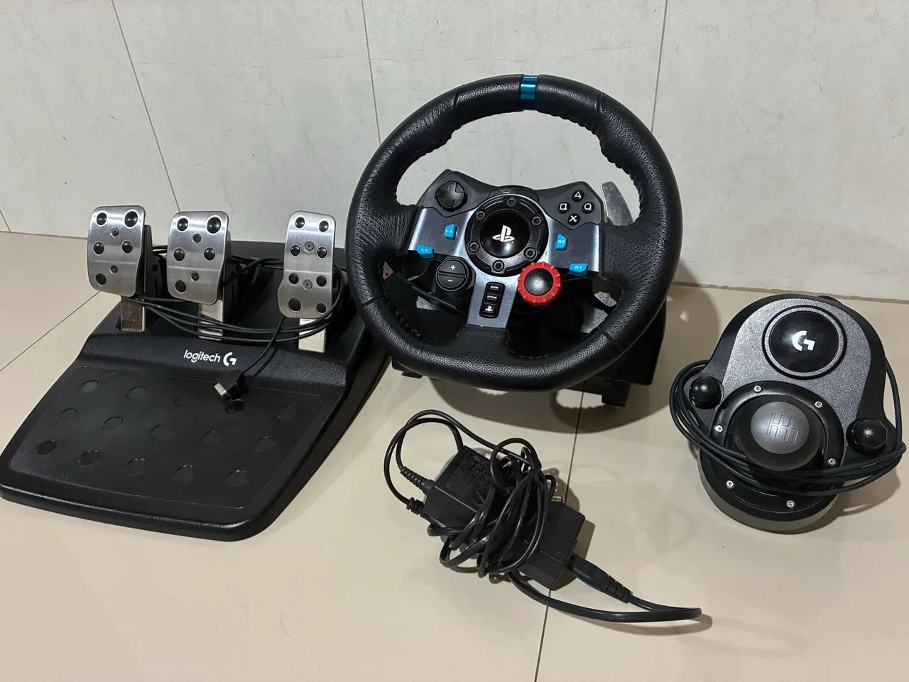 Logitech G29 + Câmbio H + Pedaleira - Completo