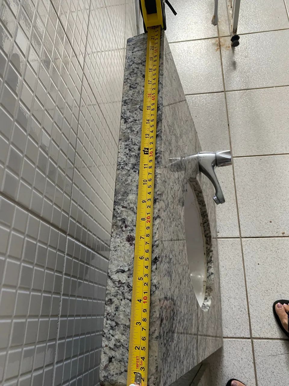 Bathroom Sink445639181206169605
