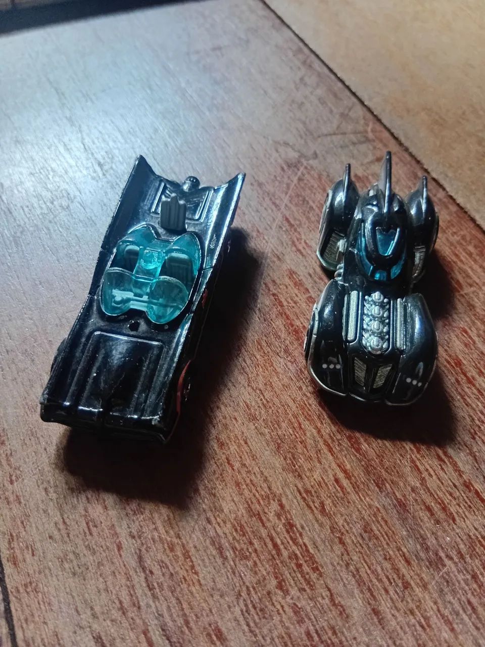 Batman Hot Wheels em bom estado - Foto 3