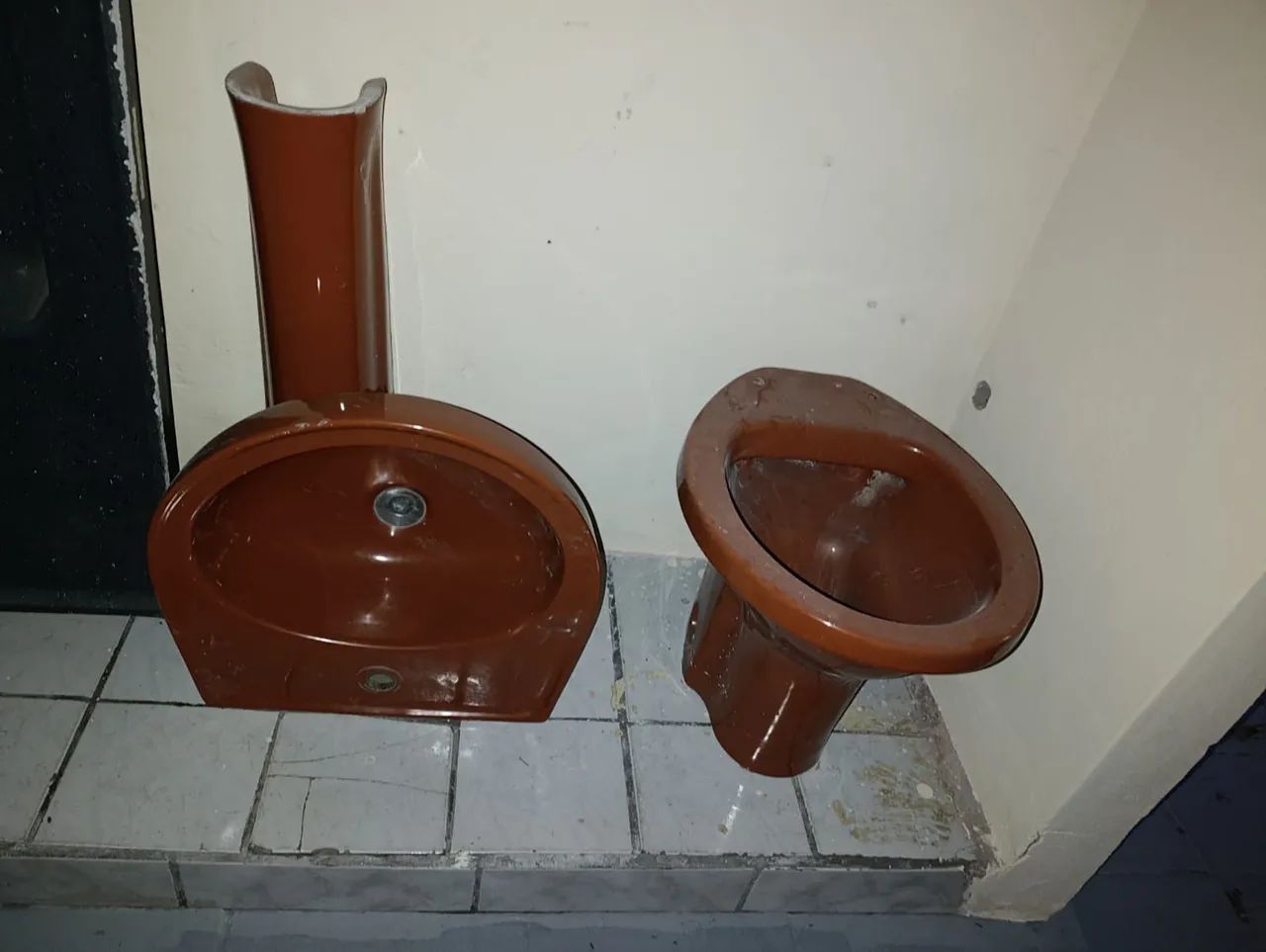 Conjunto de vazo e pia 