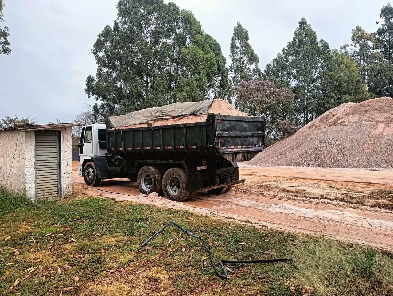 Ford cargo 2428 e conservado - Foto 4