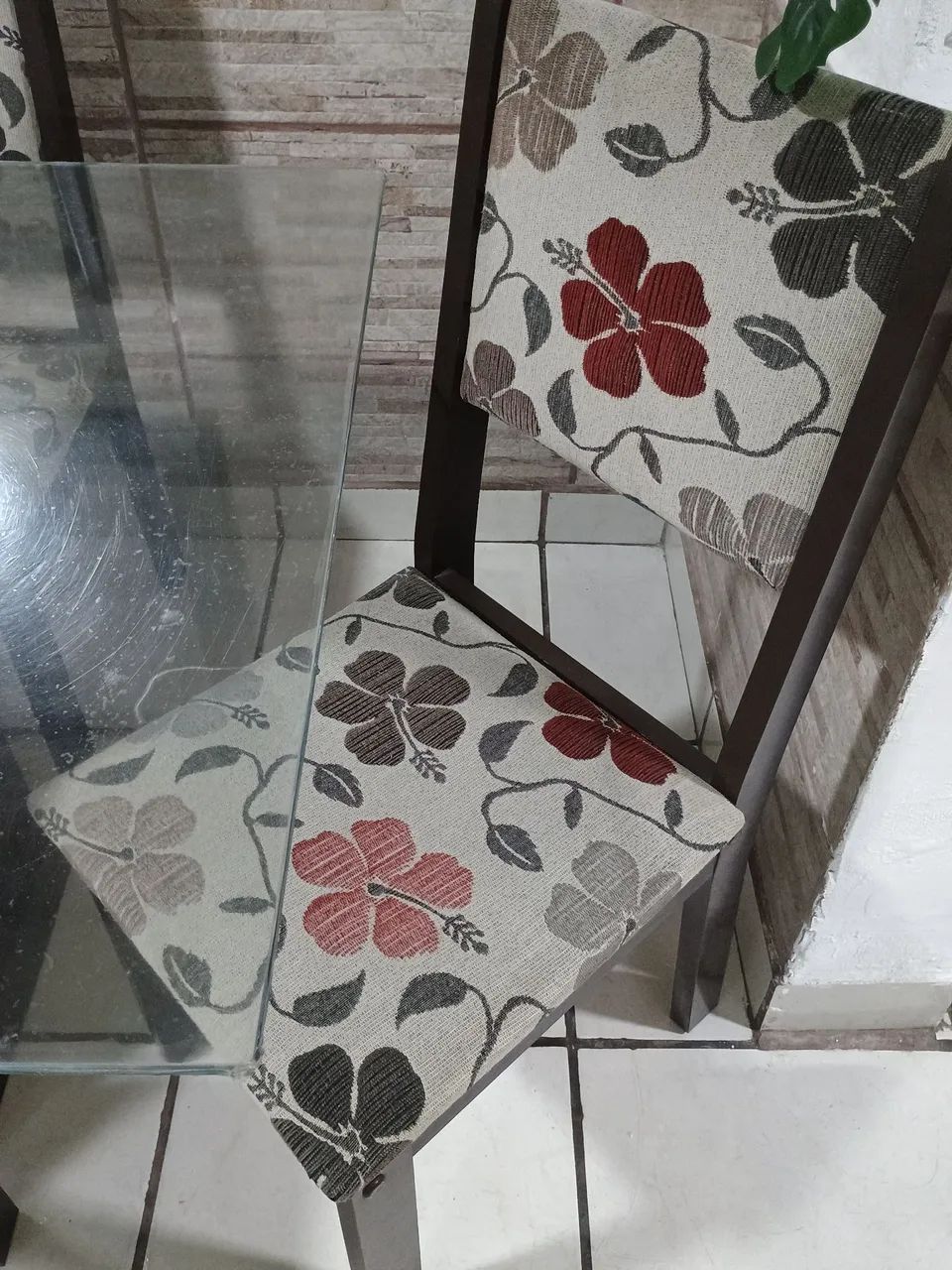 Mesa com 6 cadeiras - Foto 3