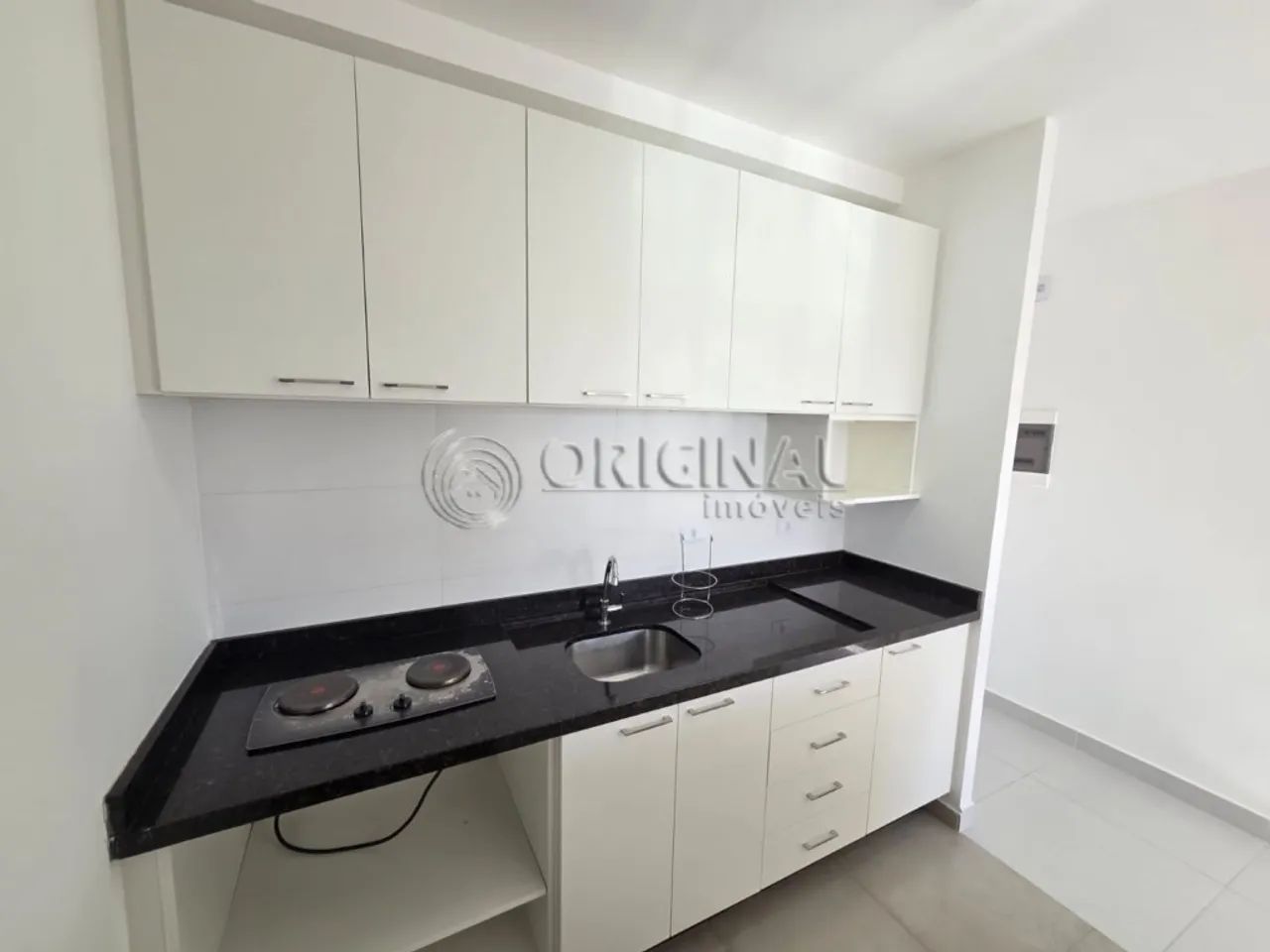 Studio Mobiliado para locação com uma vaga de Garagem. - Foto 5