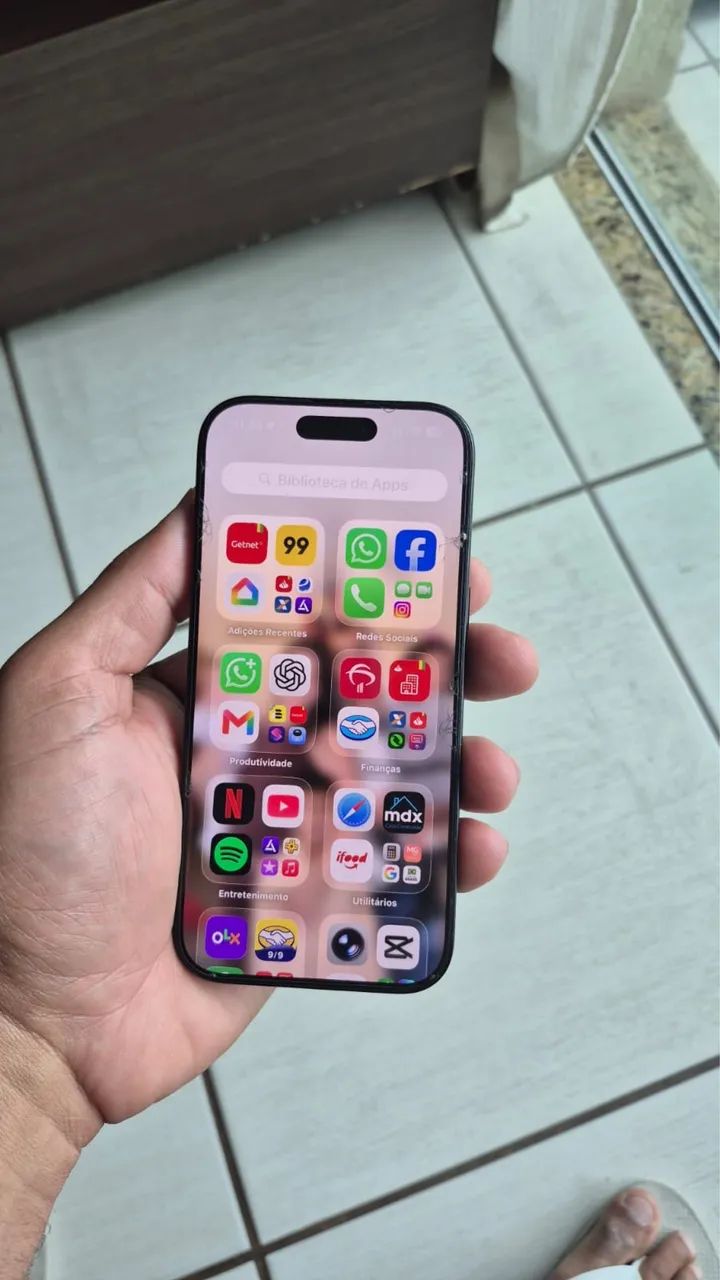 iPhone 16pro 128g muito novo