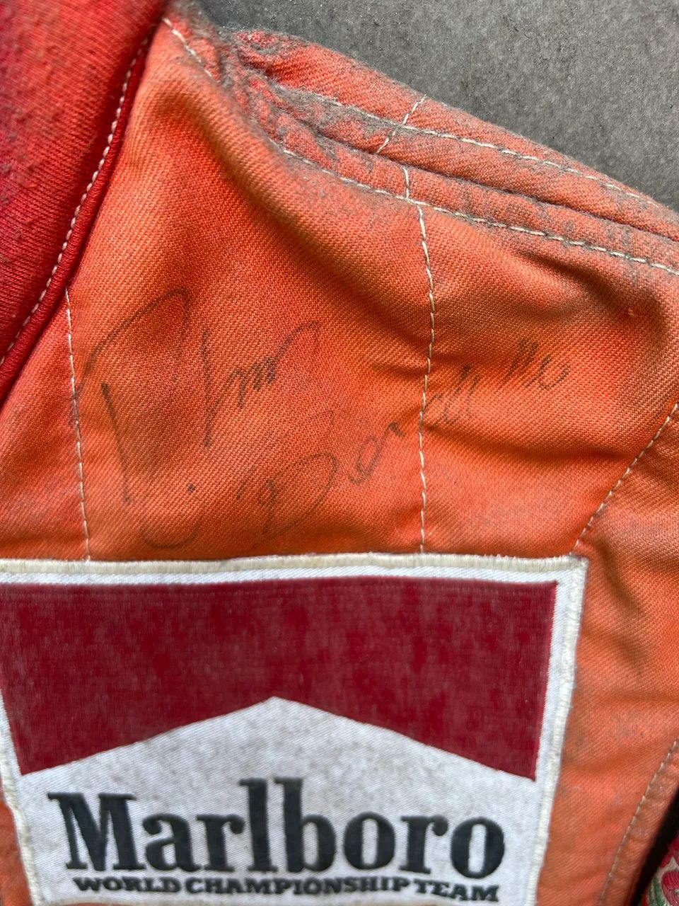 Macacão autografado de Rubens Barrichelo  - Foto 2