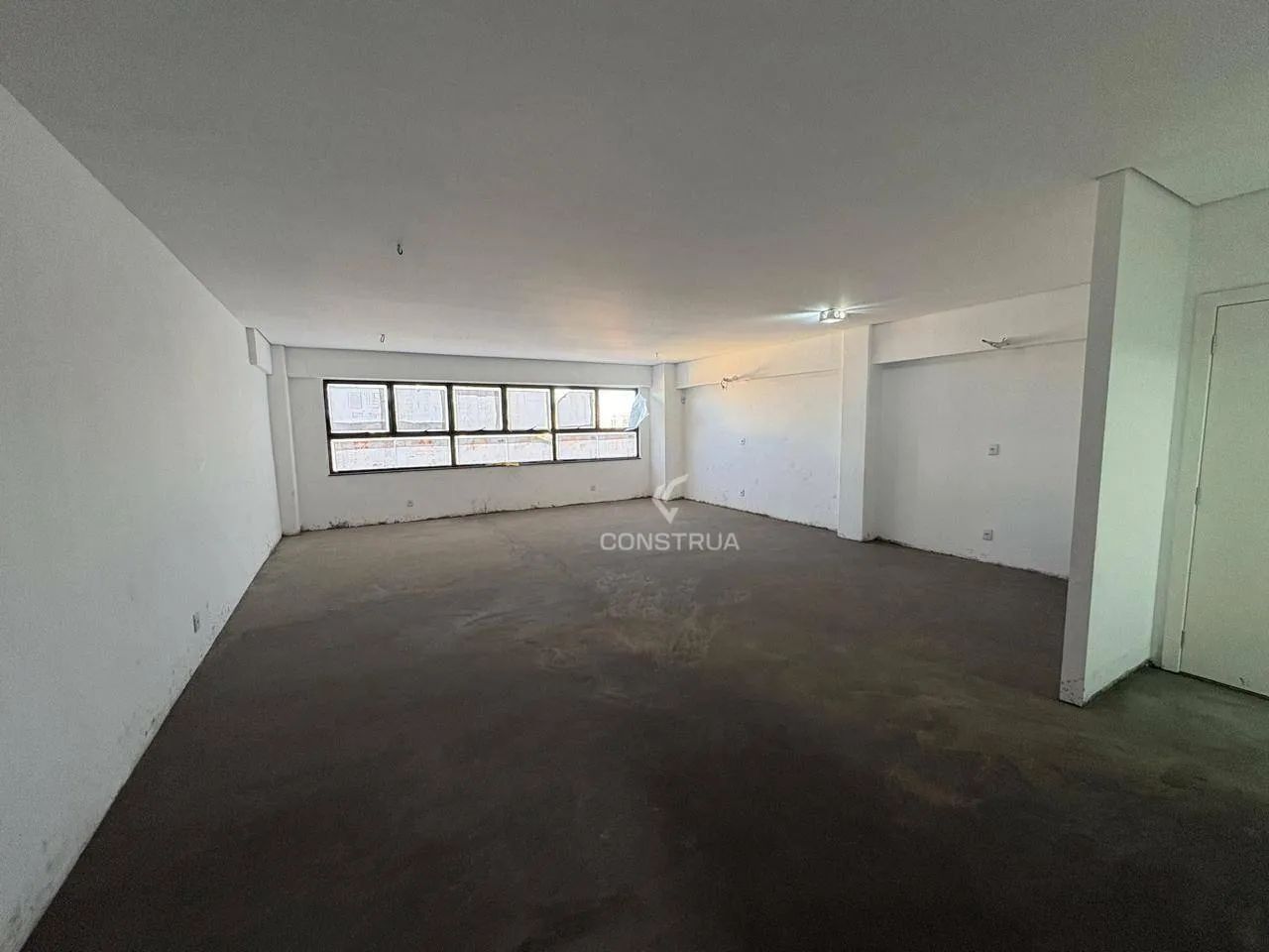 SALA COMERCIAL PARA LOCAÇÃO NA AVENIDA ÂNGELO SIMÕES EM CAMPINAS/SP
