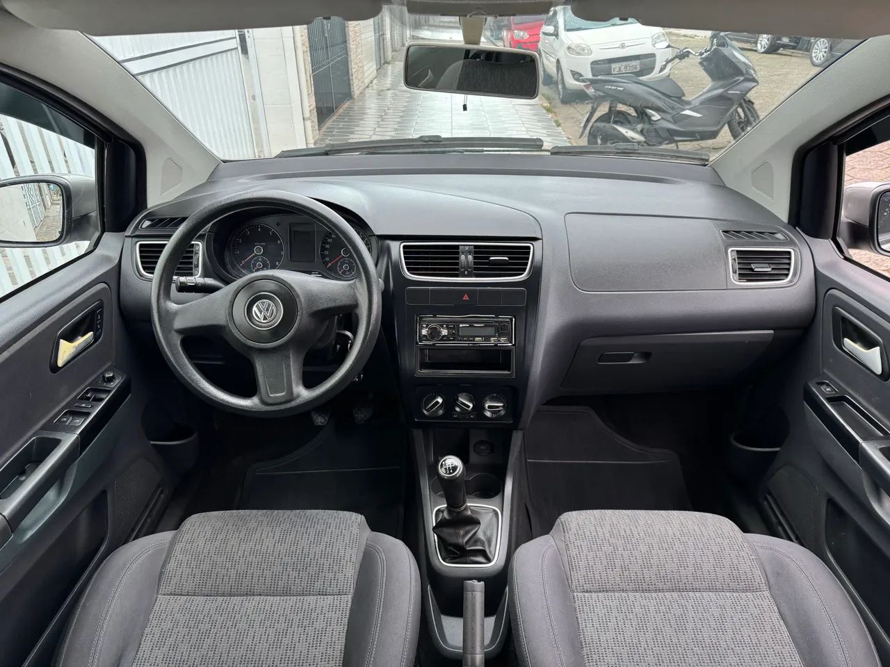 Volkswagen Fox 1.6 Mi Total Flex 8V 5p, foto 14 de 14