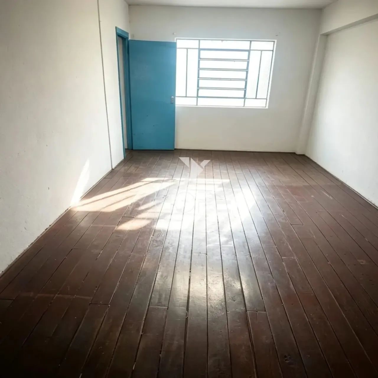 Sobreloja Comercial para Locação  120m²  Centro  Londrina/PR