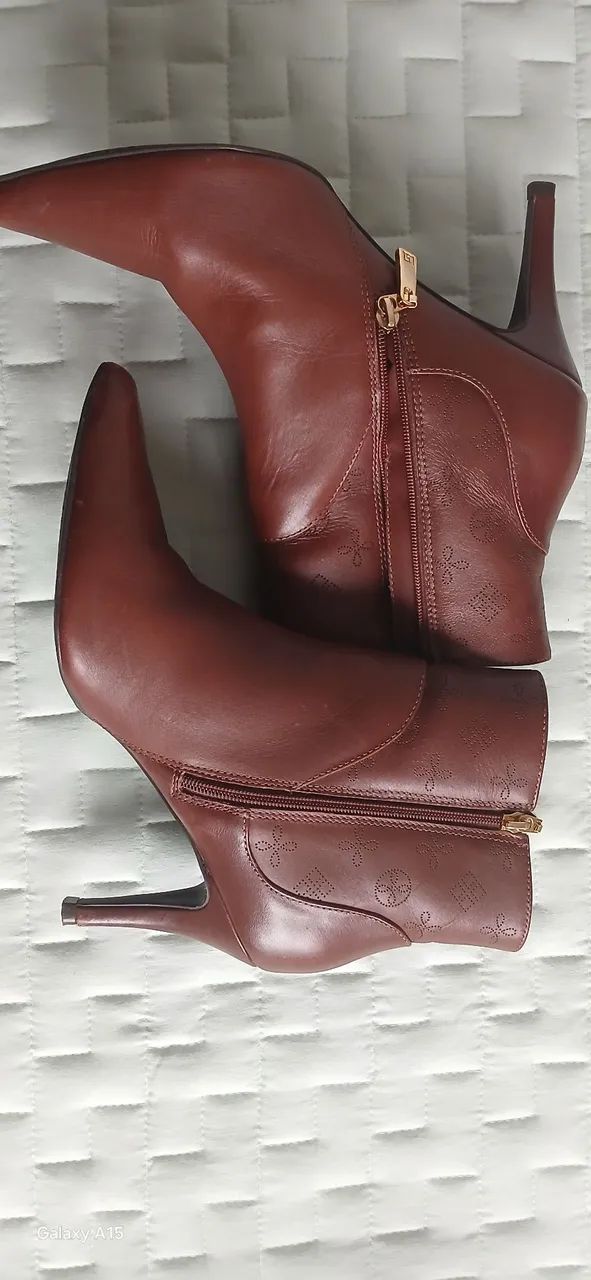 Bota LUZ DA LUZ 35