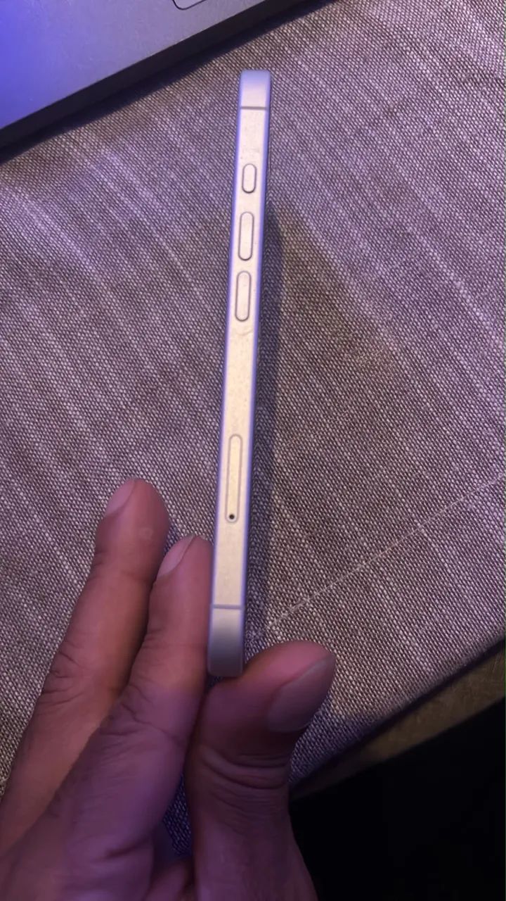 Iphone 16 Branco 128gigas