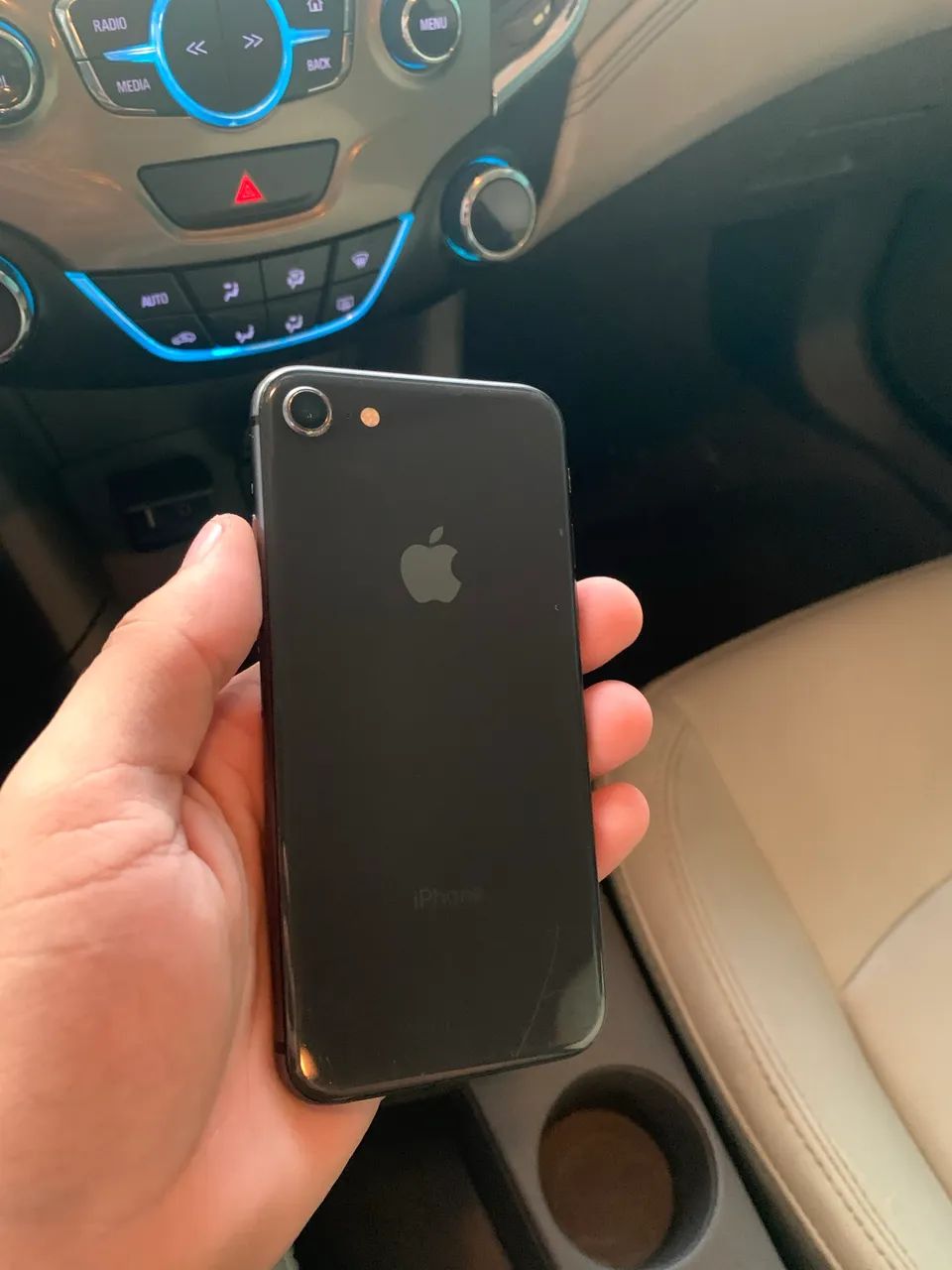 iPhone 8 64gb