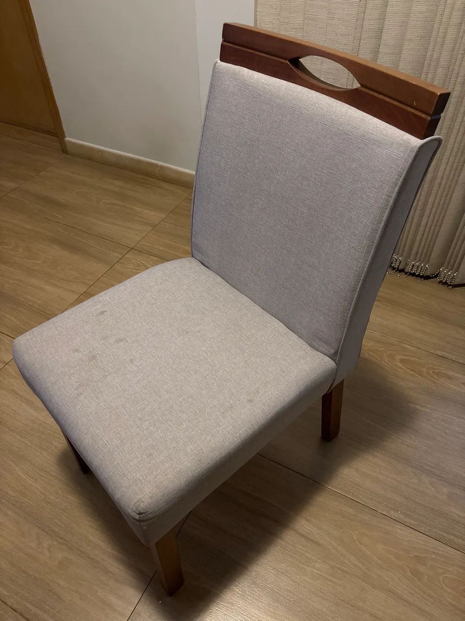 Vendo conjunto de cadeiras madeira maciça  - Foto 2