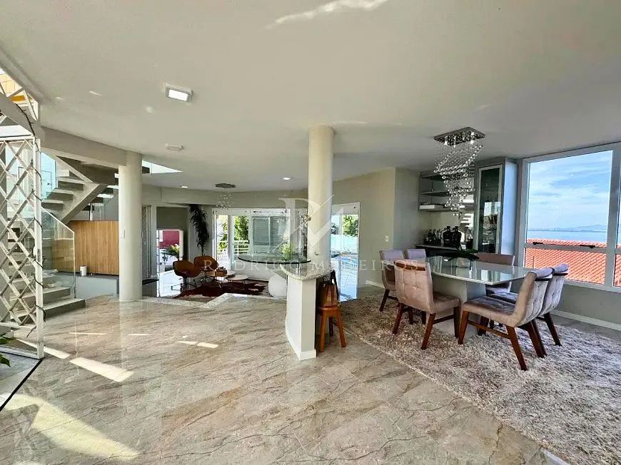 Casa com 3 suítes à venda em Itaguaçu, Florianópolis