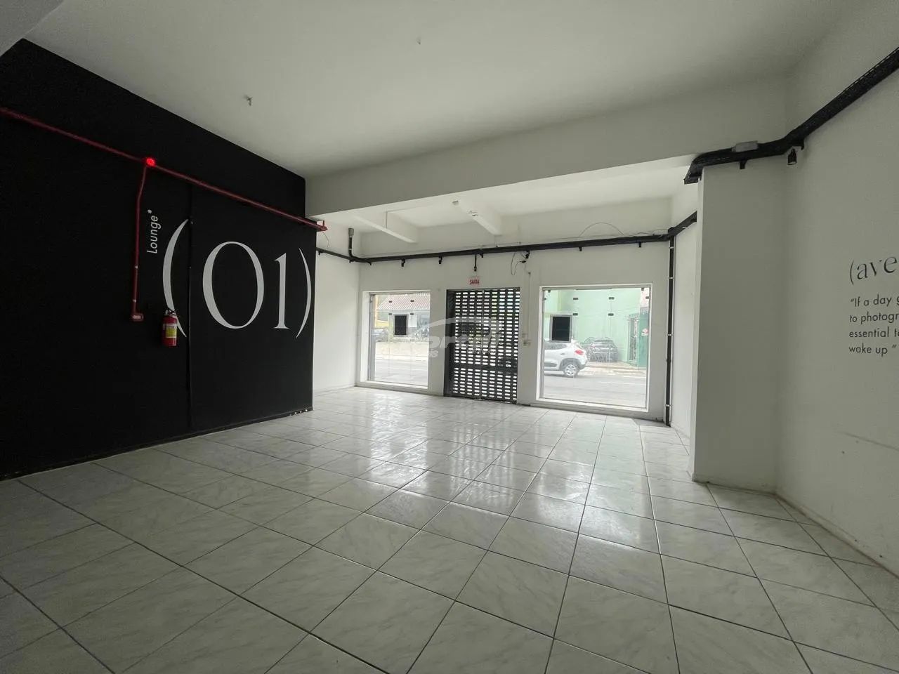 Galpão comercial com aproximadamente 417m² no bairro Victor Konder - Foto 5