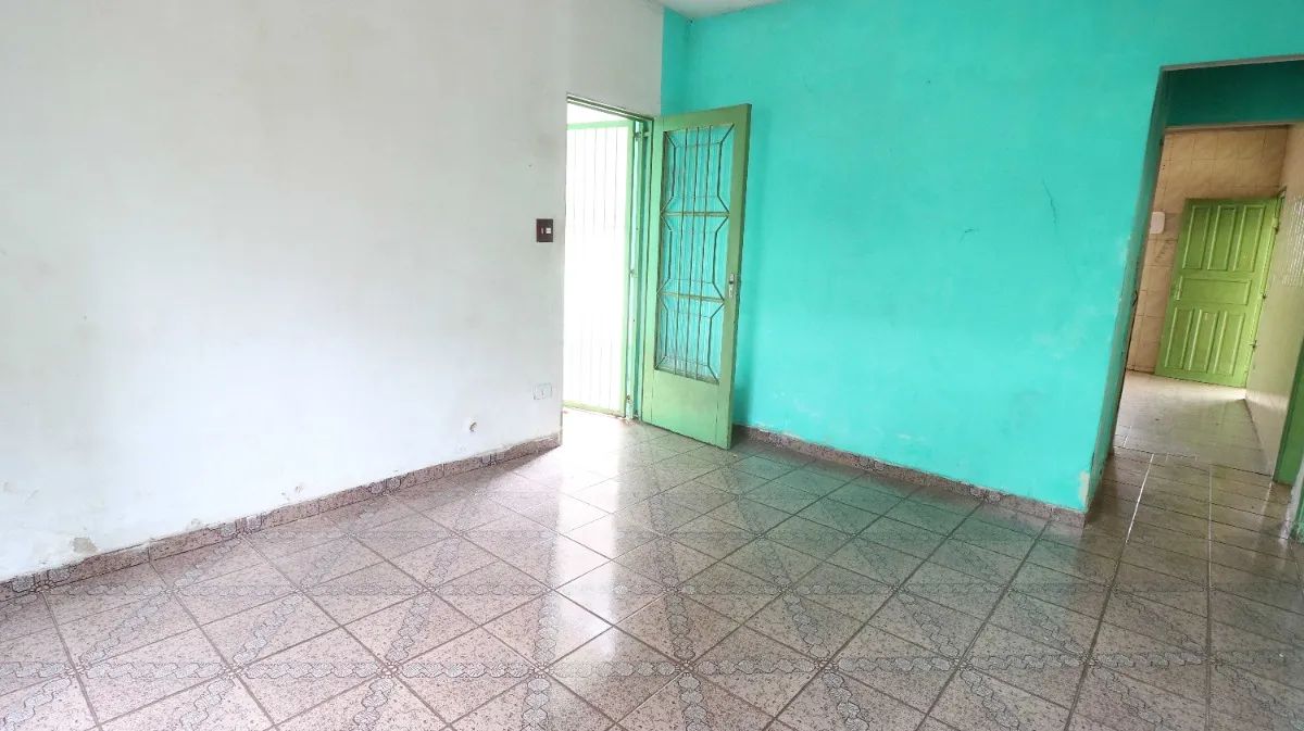 Casa para venda em Parque Peruche com 4 quartos, 197m² - Foto 5