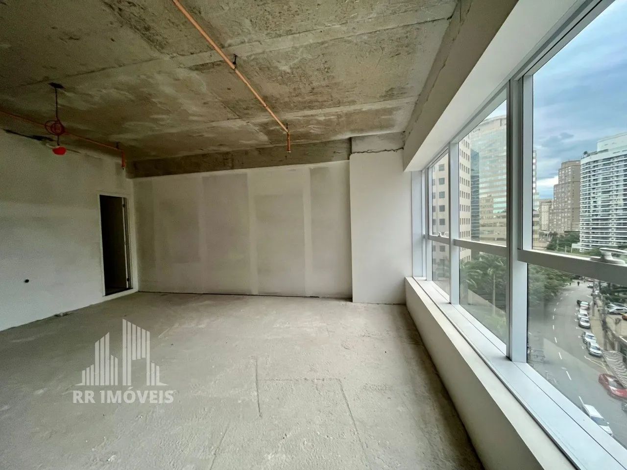 RR8004 Sala Comercial 50m² EDIFÍCIO TREND TOWER - OPORTUNIDADE - 1 Vaga de Garagem - Barue - Foto 4