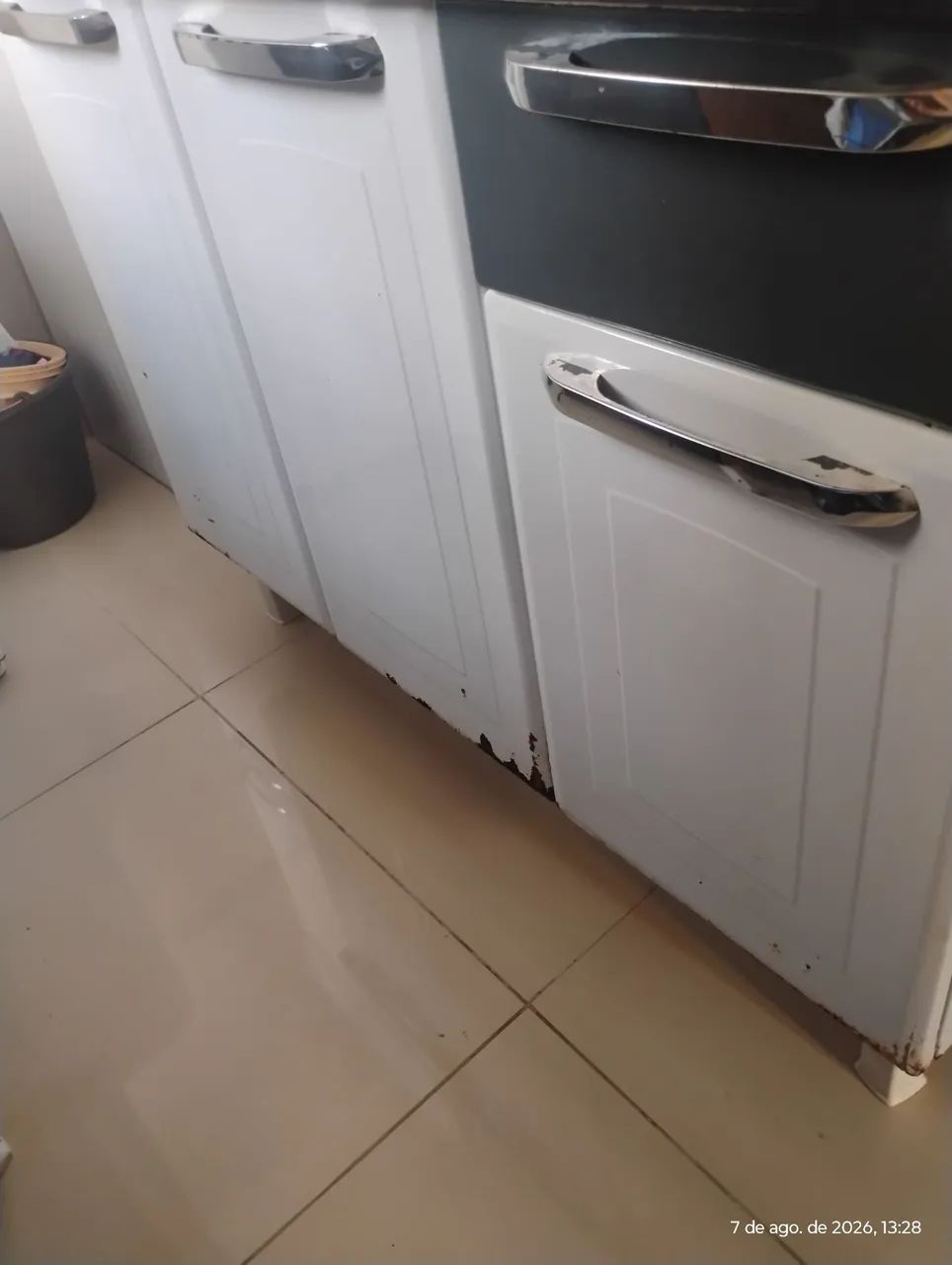 Vendo balcão usado