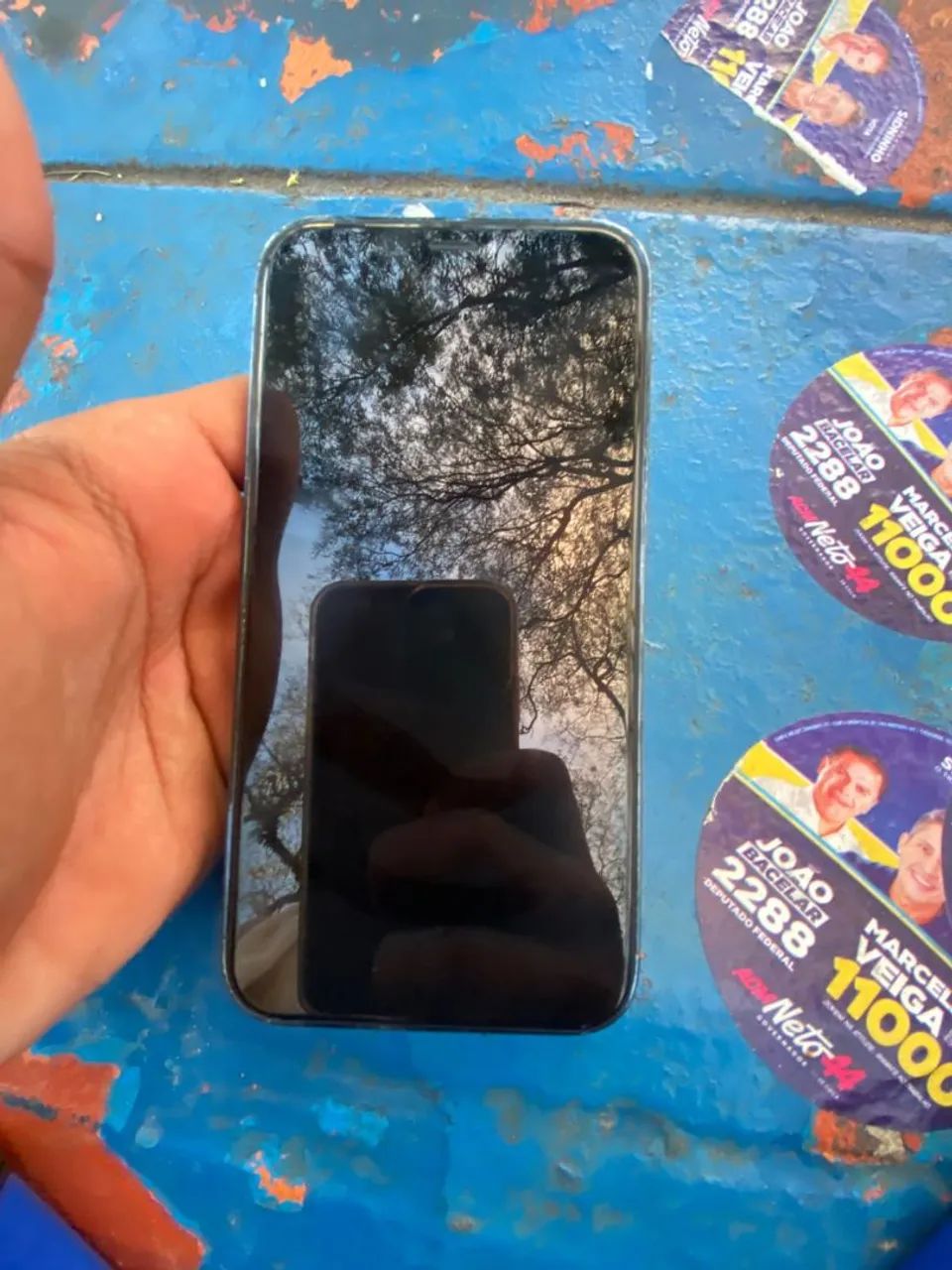 Iphone xr na carcaça  - Foto 2