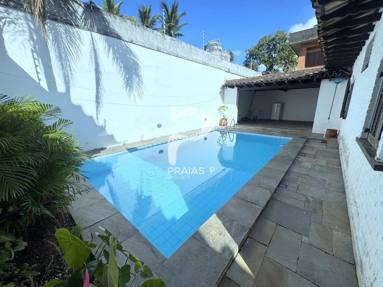 Casa térrea com piscina, 5 dormitórios, Enseada, Guarujá