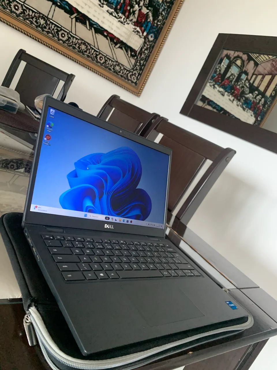 Notebook Dell 11Th Core i5 8GB+SSD M2 256GB - Com Placa de Vídeo Íris Xe Excepcional