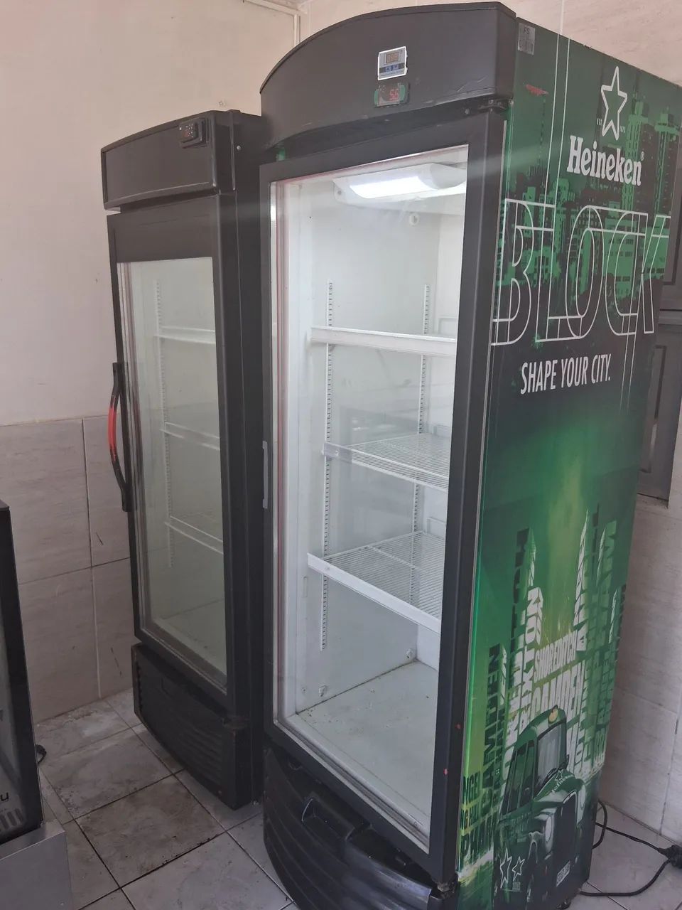 Freezers expositores verticais