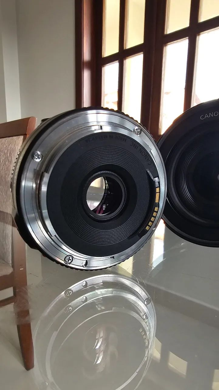 Oportunidade! Lente Canon 40mm pancake F2.8 - Foto 3