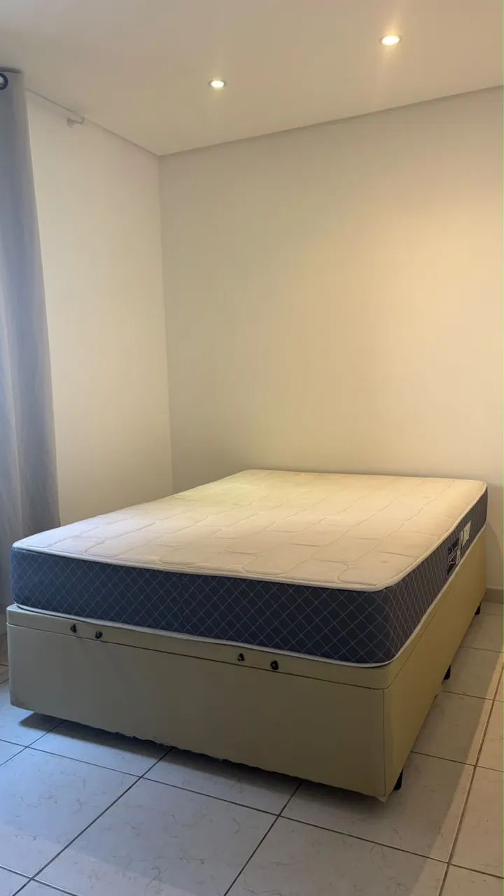 Cama box colchão + baú 