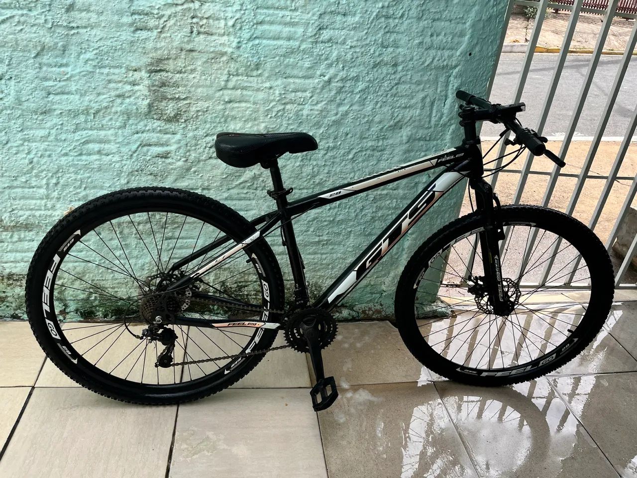 Bicicleta aro 29 Gts feel go 24 freio a disco.