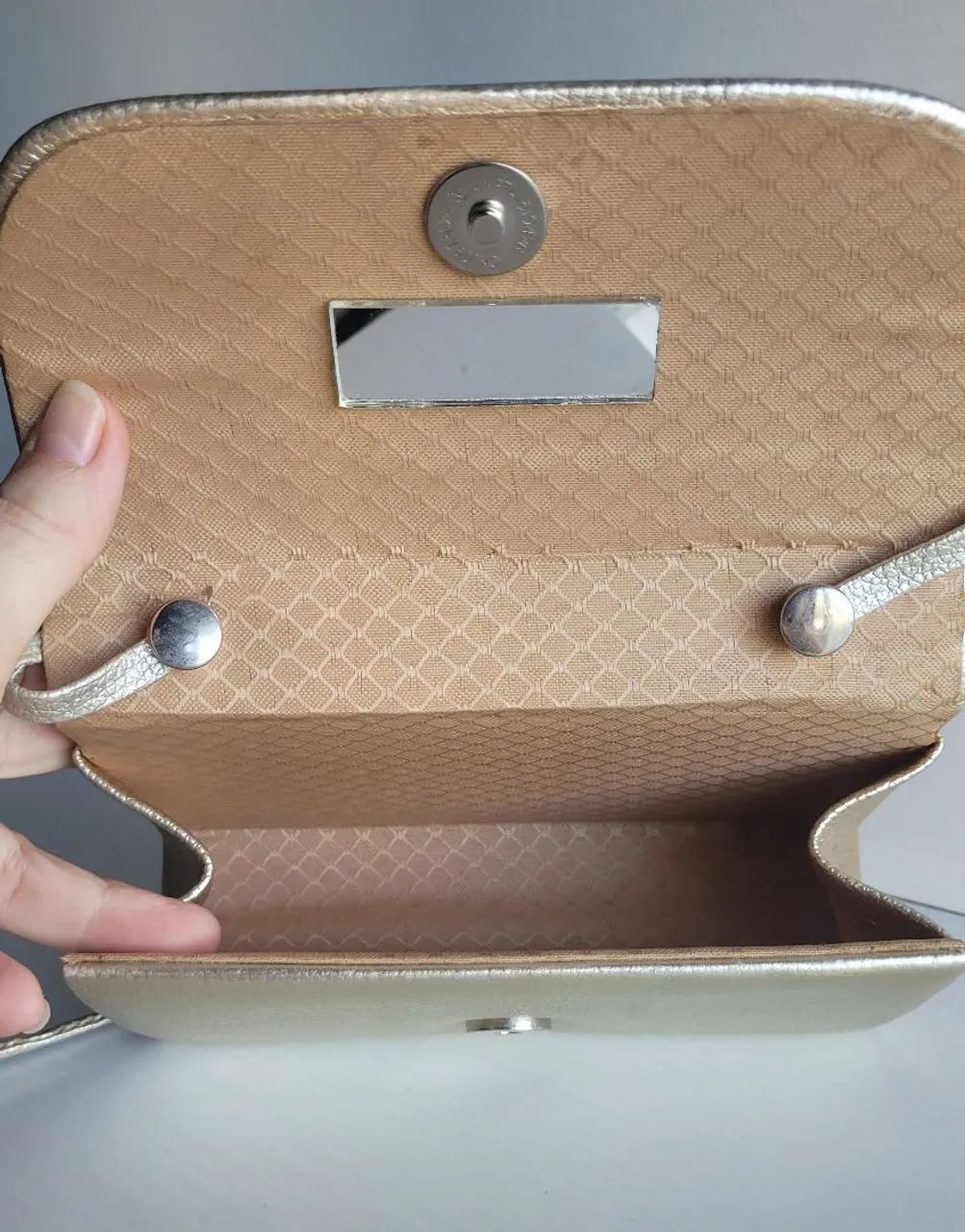 Bolsa dourada - Foto 4