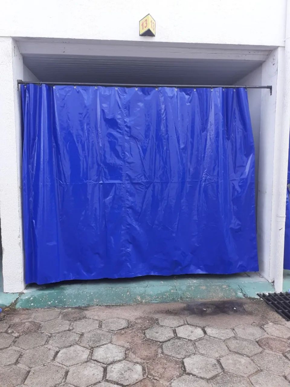 Fabrico capas, cortinas de garagem e puffs eroticos. - Foto 3