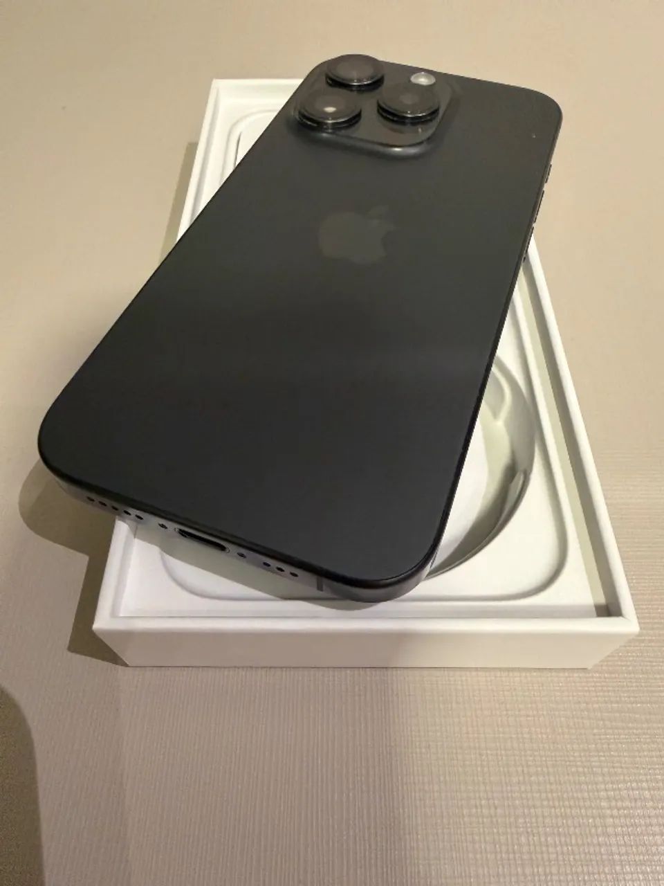 iPhone 15 Pro 512GB Titânio Preto - Foto 2