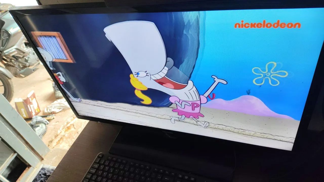 Vendo TV Samsung 32 polegadas LED, usada e funcionando normalmente. - Foto 2